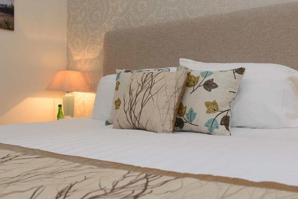 Giltar Hotel Tenby Eksteriør billede